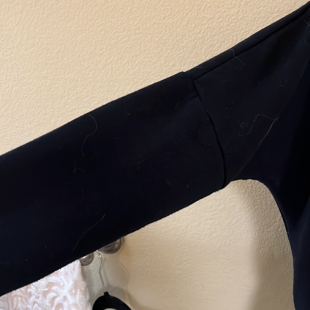 Fabletics Very Soft, Cute Comfortable Sweater - image 5